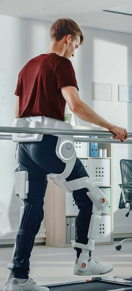 A patient with a robotic device regains mobility