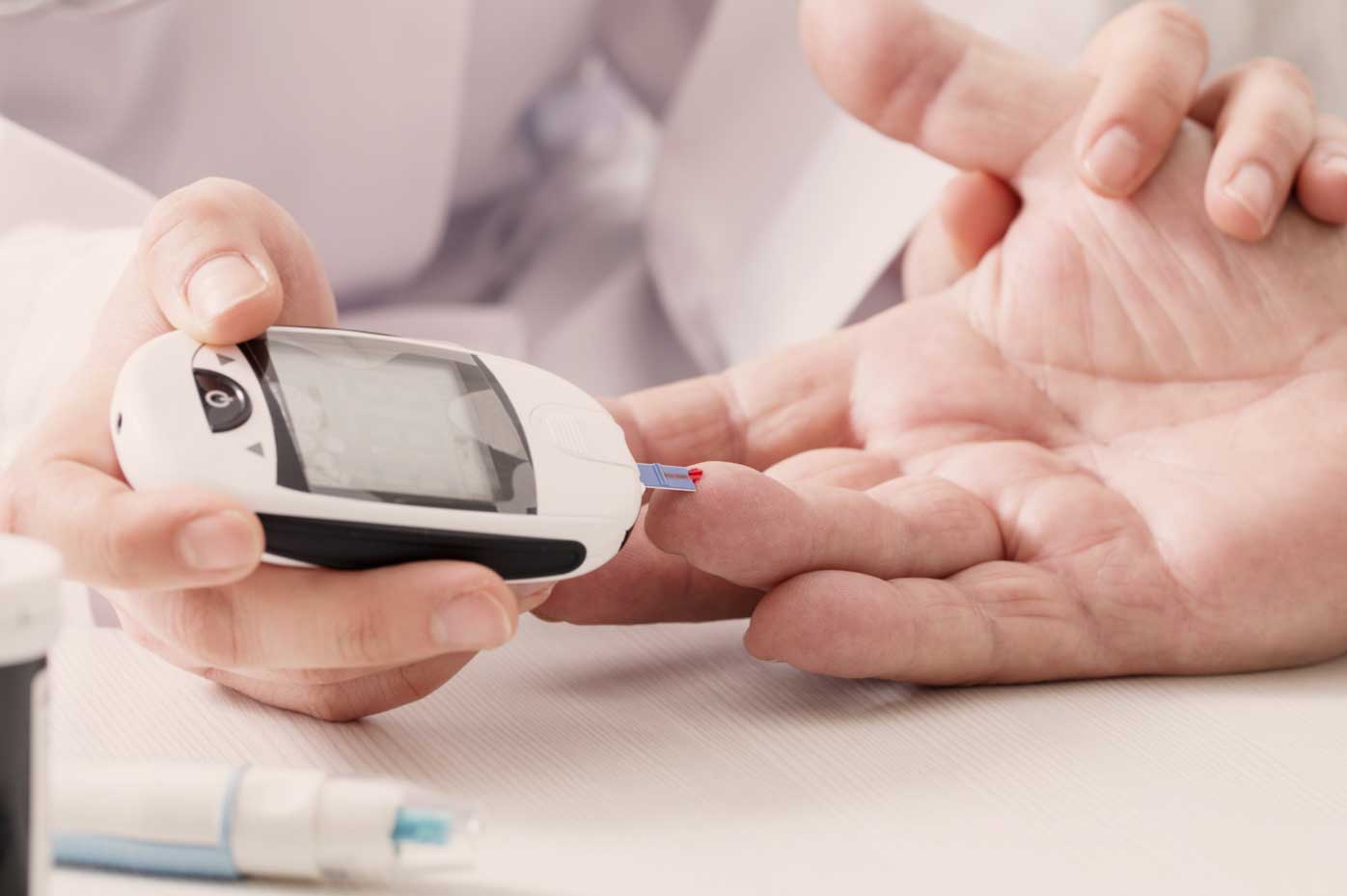 Blood-Sugar-Check-for-Diabetics