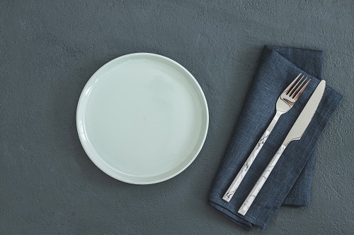 Image of empty plate setting