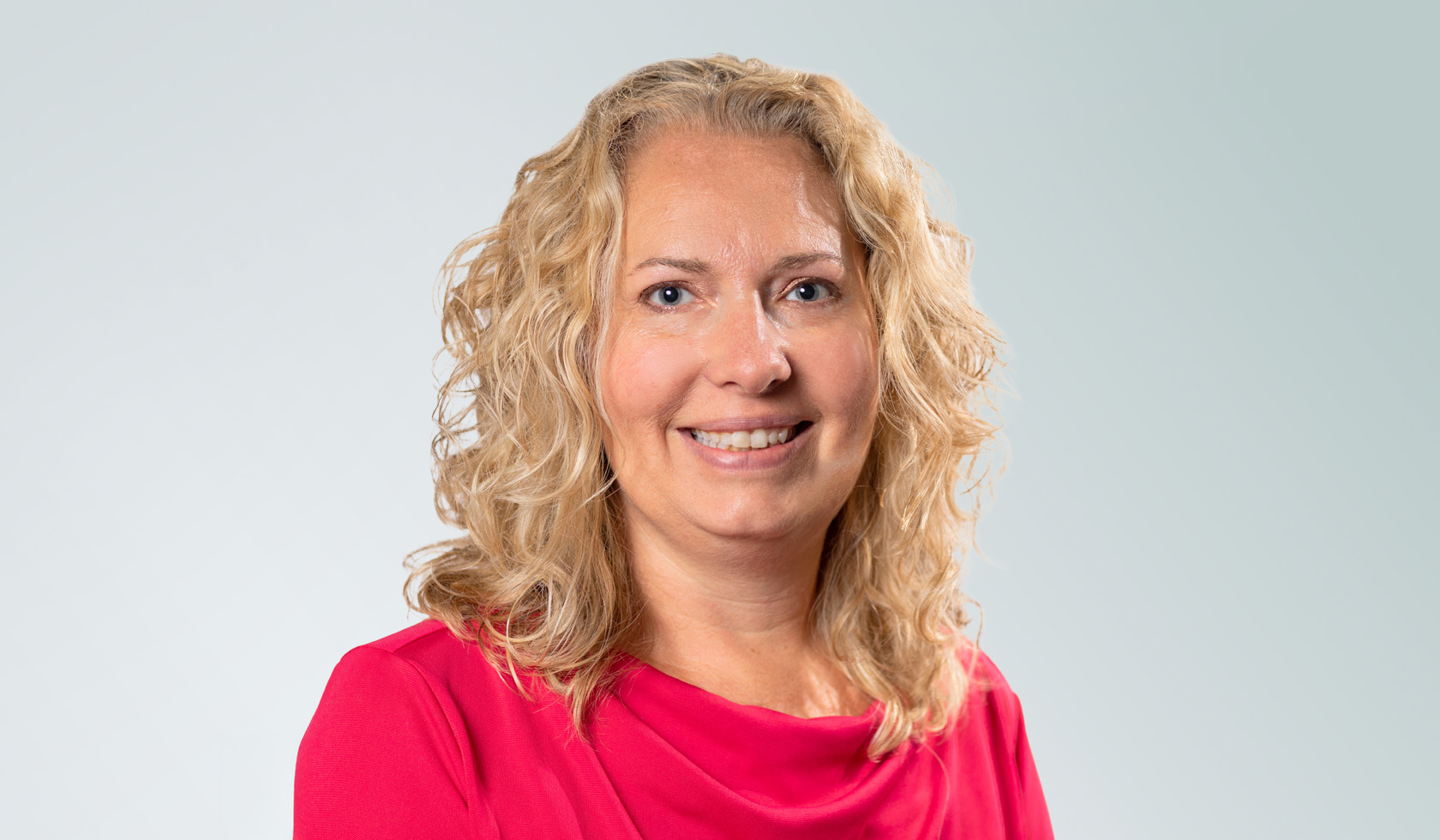 Julianne Callaway Professional Headshot