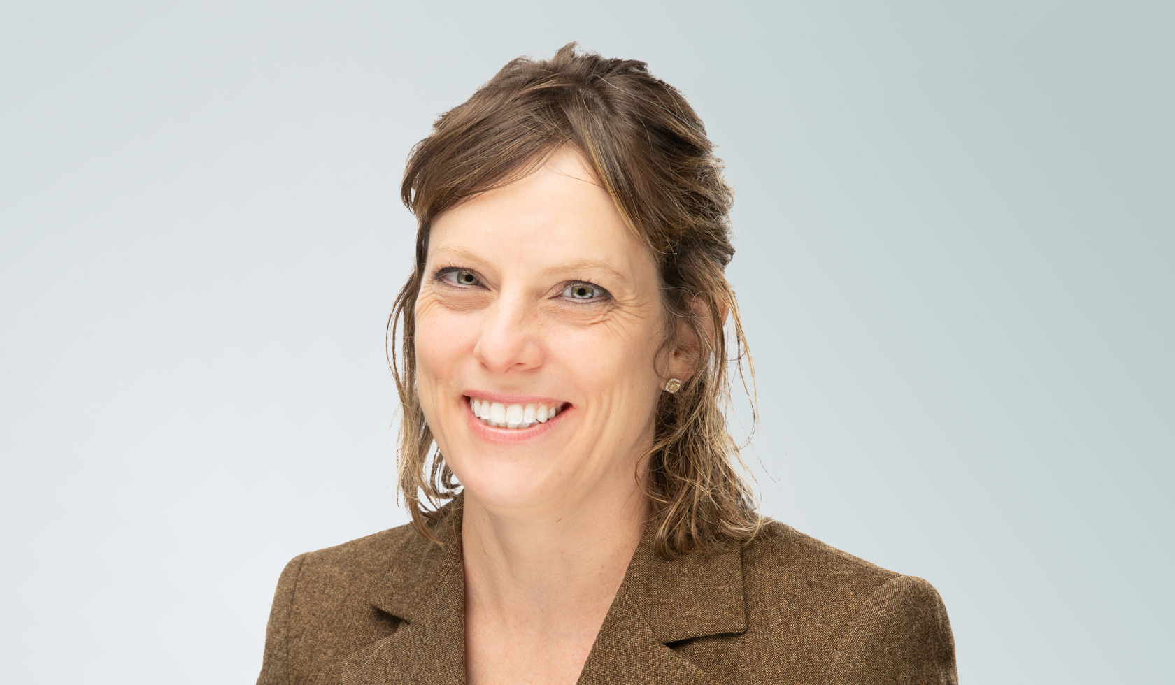 Sara Goldberg Professional Headshot